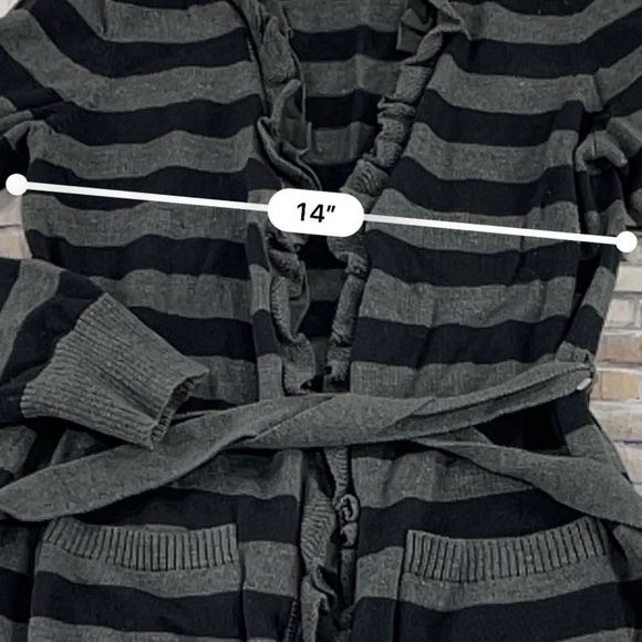 Women’s Epic Threads Gray & Black Ruffled Casual Long Sleeve Sweater (XL) R15 - Picture 7 of 8